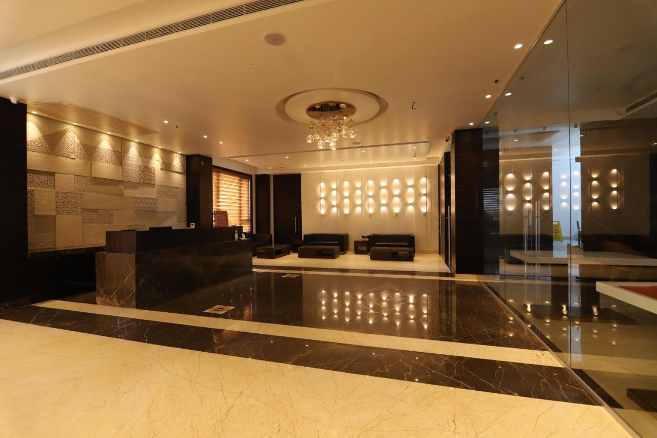 Econest Hotel Tarapith Zewnętrze zdjęcie