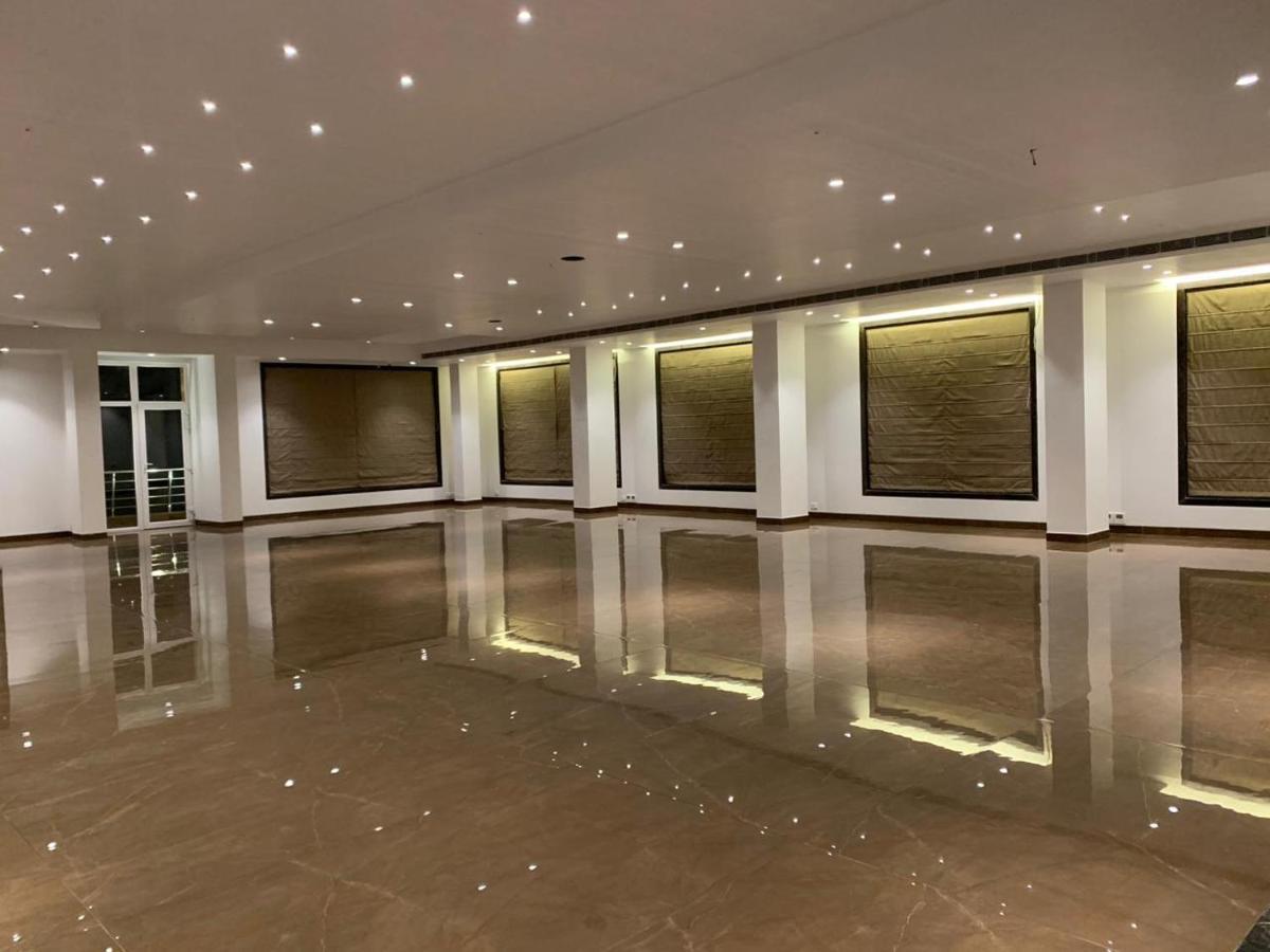 Econest Hotel Tarapith Zewnętrze zdjęcie