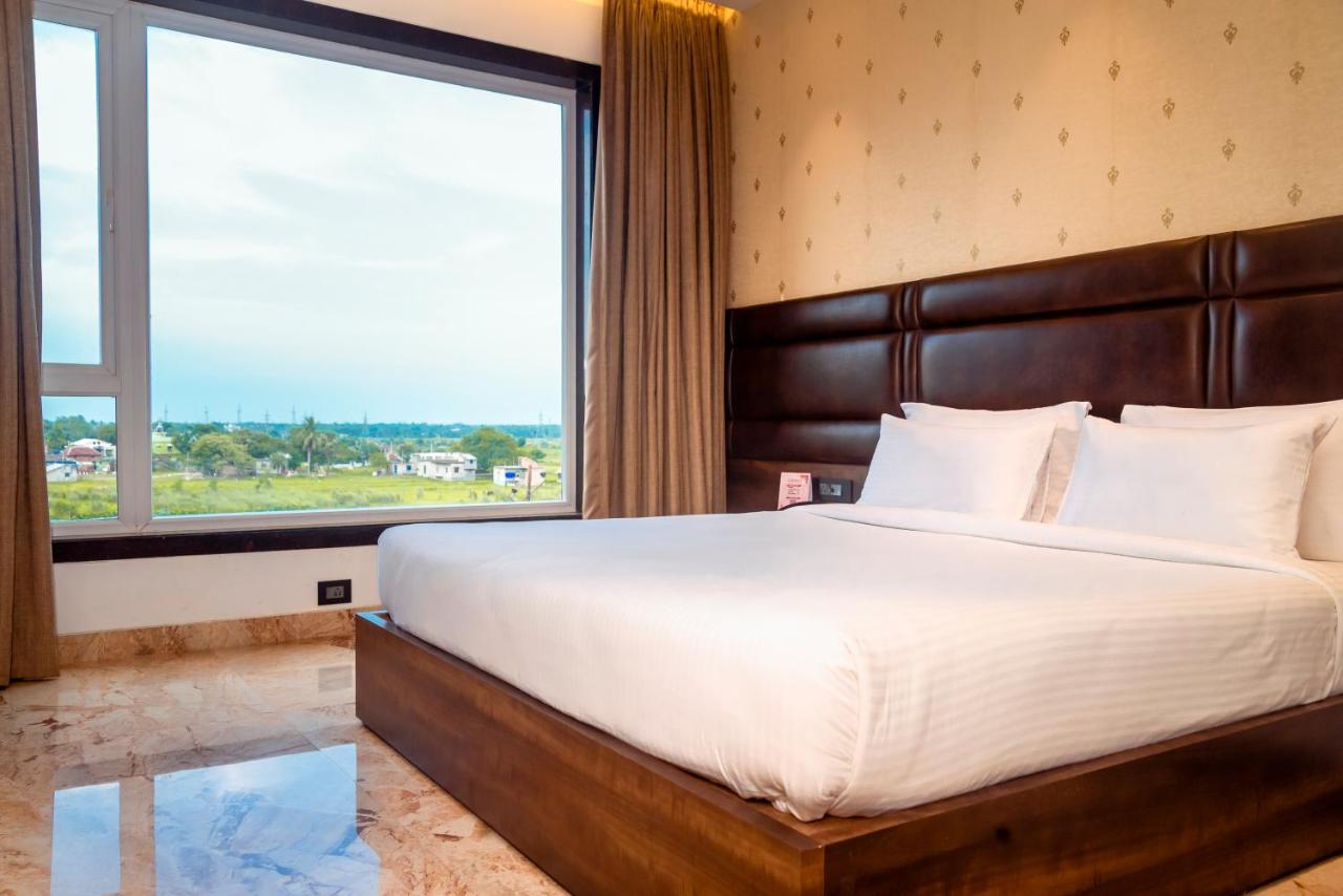 Econest Hotel Tarapith Zewnętrze zdjęcie