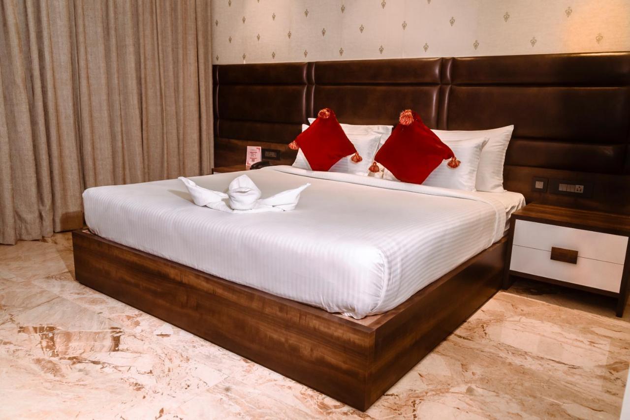 Econest Hotel Tarapith Zewnętrze zdjęcie