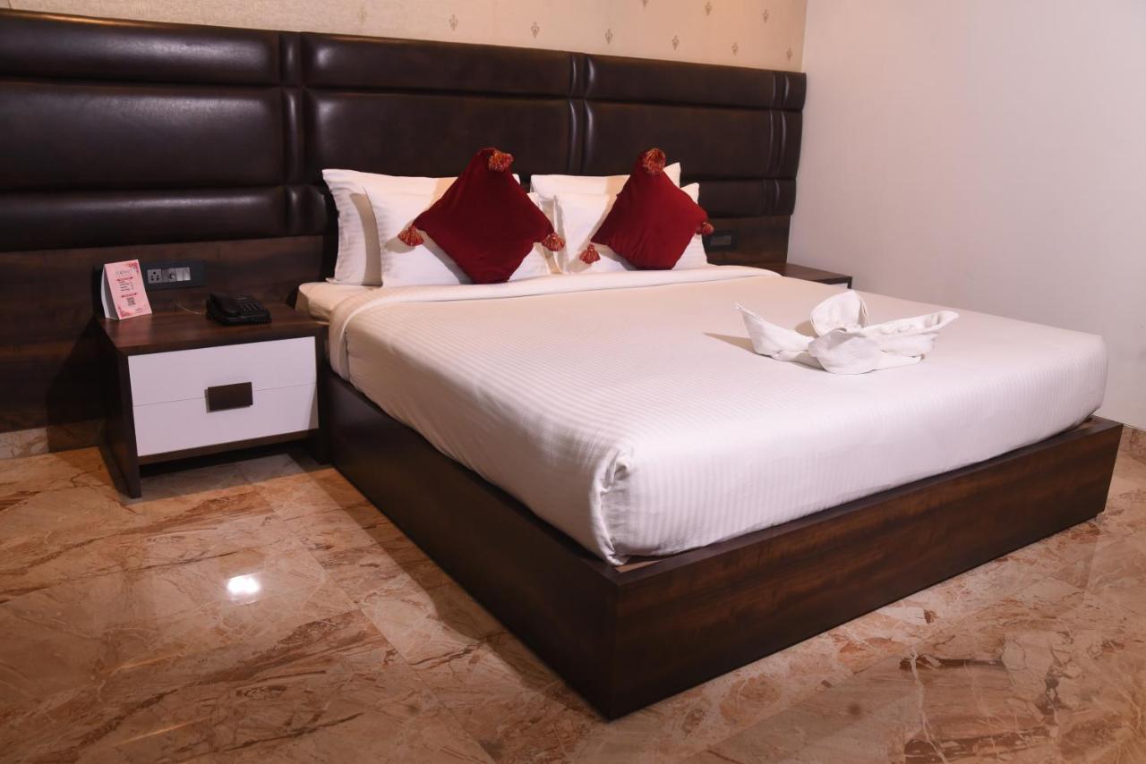 Econest Hotel Tarapith Zewnętrze zdjęcie