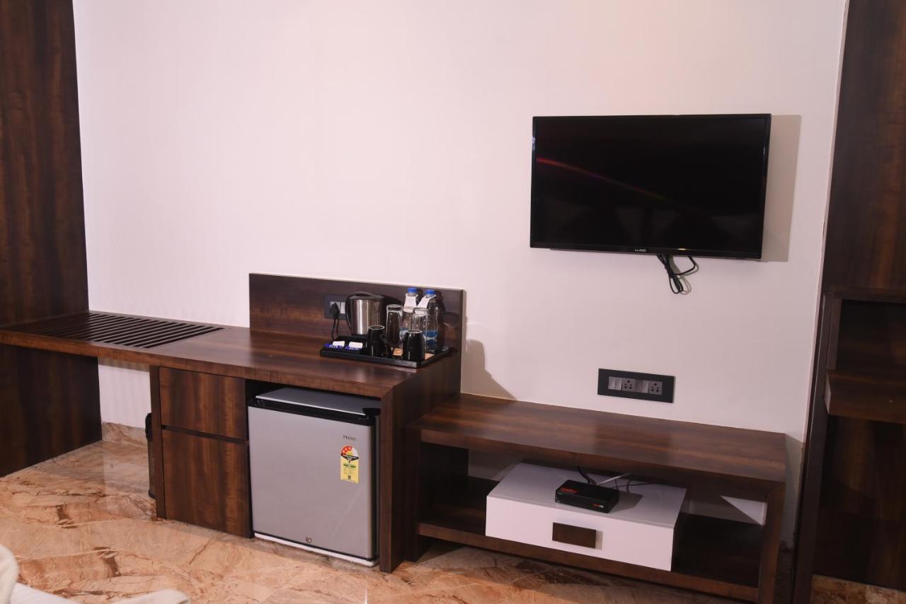 Econest Hotel Tarapith Zewnętrze zdjęcie