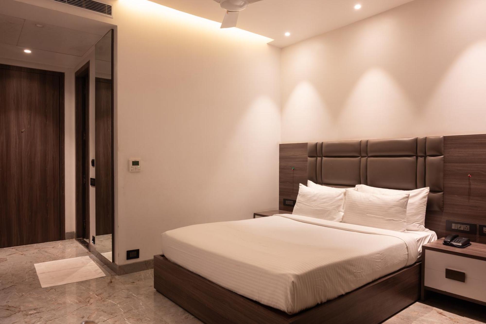 Econest Hotel Tarapith Zewnętrze zdjęcie